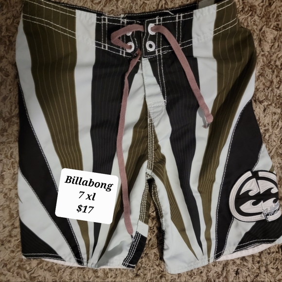 Fox, Billabong, O'neill Boardshorts - Picture 2 of 9